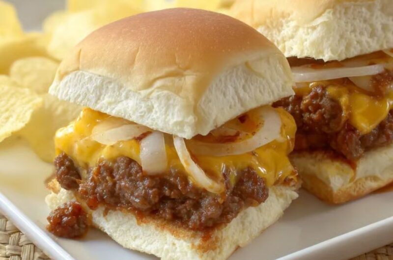 California Chili Cheeseburger Sliders: The Ultimate Bite-Sized California Comfort Food
