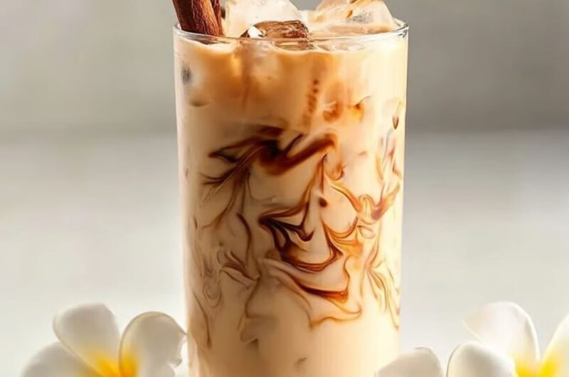 Vanilla Cinnamon Milk Tea: The Cozy Drink You Can’t Resist