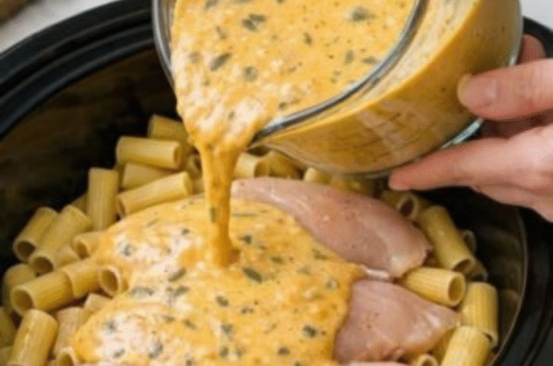Slow Cooker Creamy Butternut Squash Chicken Rigatoni