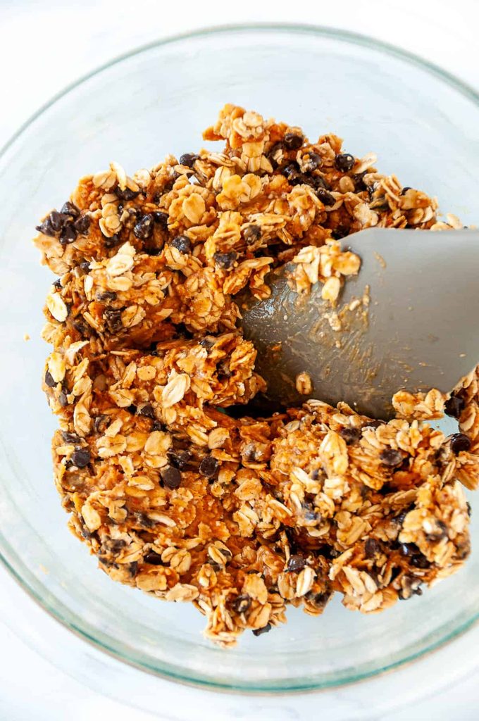 MIX No-Bake-Peanut-Butter-Oat-Balls-1